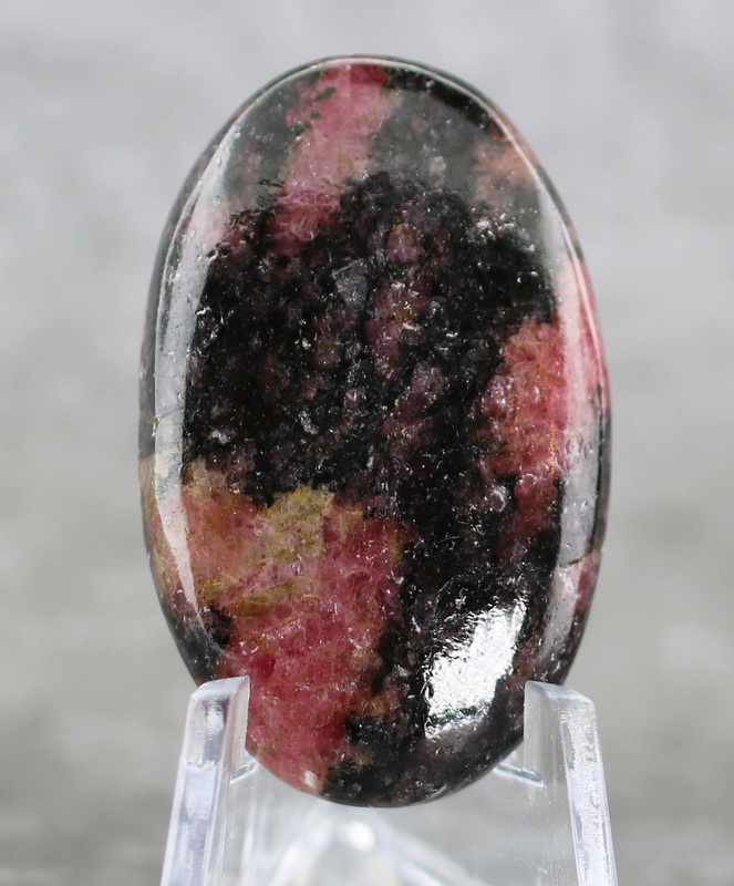 Great 45.24ct Argentinian Rhodonite cabochon
