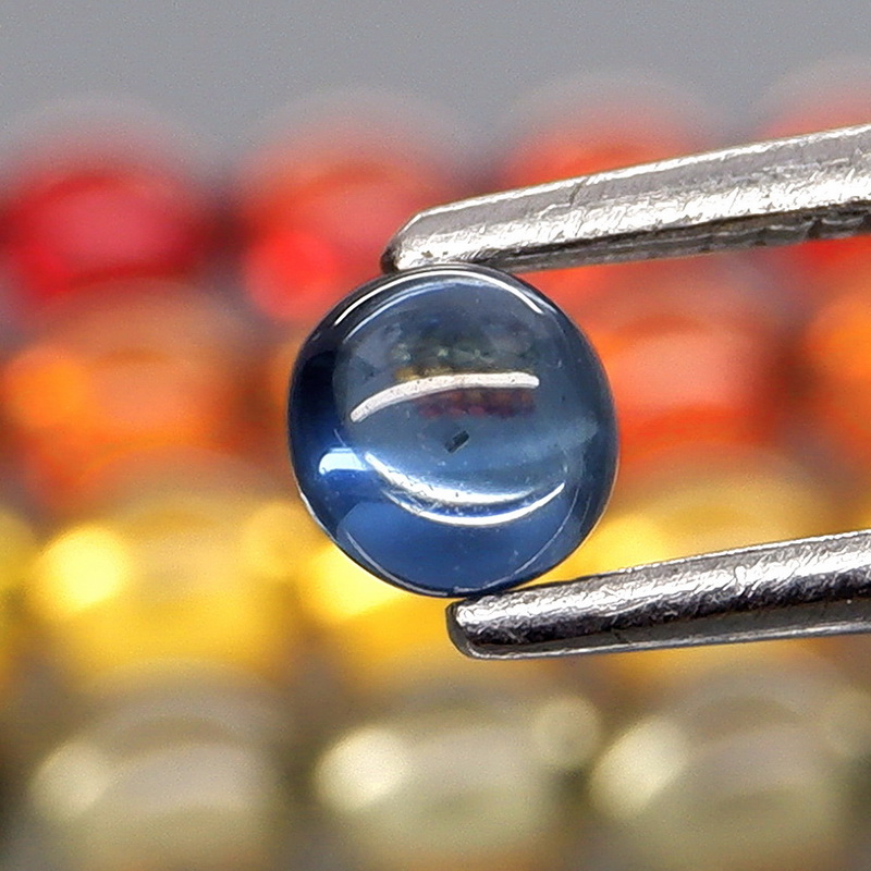 Outstanding 3.50ct Sapphire cabochon set