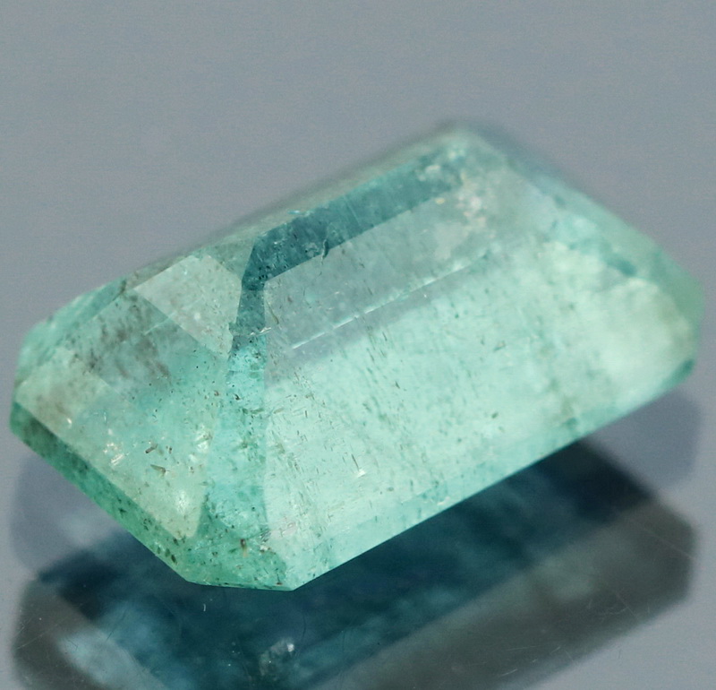 Stupendous 3.02ct blue green Emerald - Backroom Gems