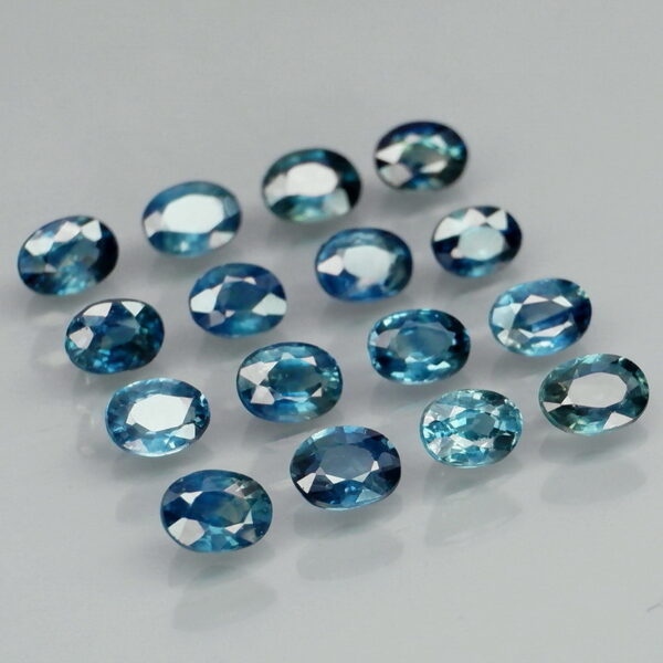 Heated only! 3.07ct deep blue sapphire set