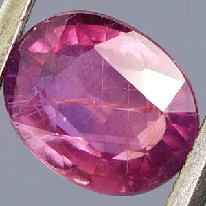 UNHEATED! 1.32ct violet pink Sapphire