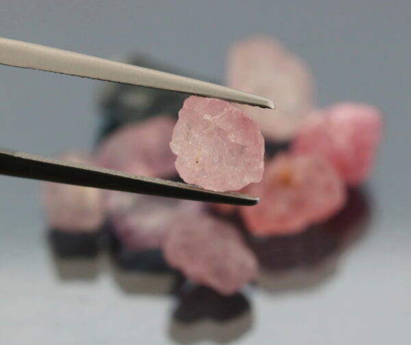 Untreated 25.20ct collectors uncut Spinel set
