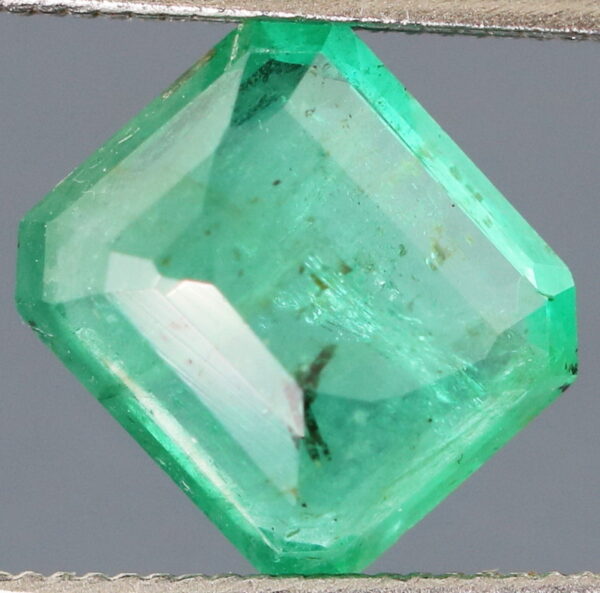Vivid green! Unheated! 1.47ct Colombian Emerald