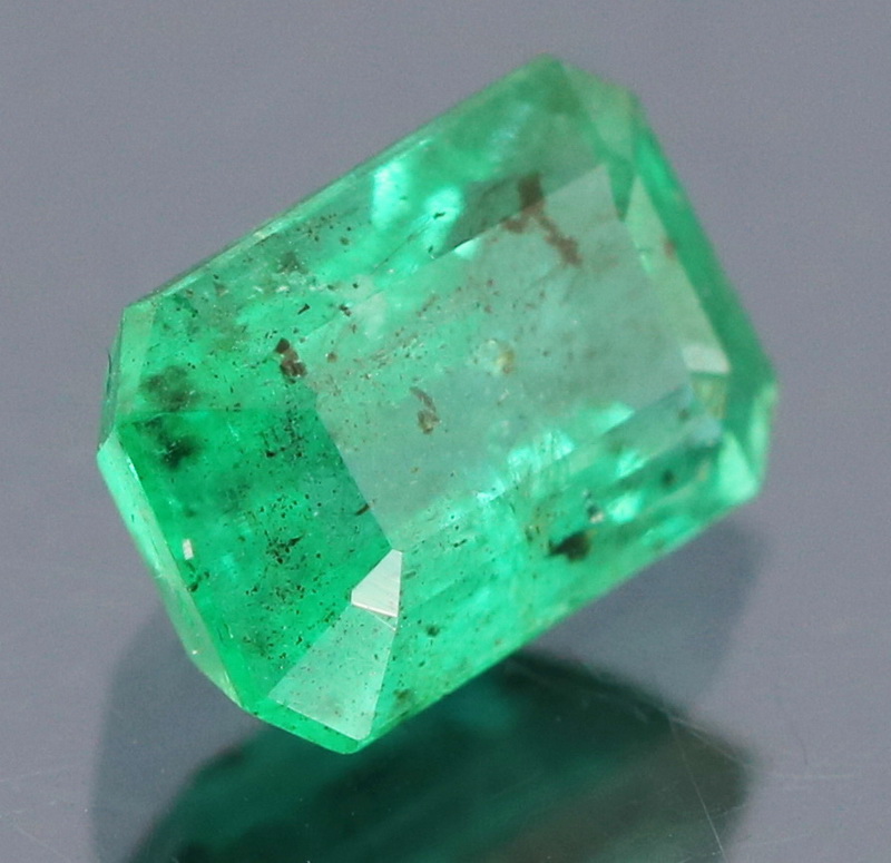 Gorgeous .96ct rich green Colombian Emerald