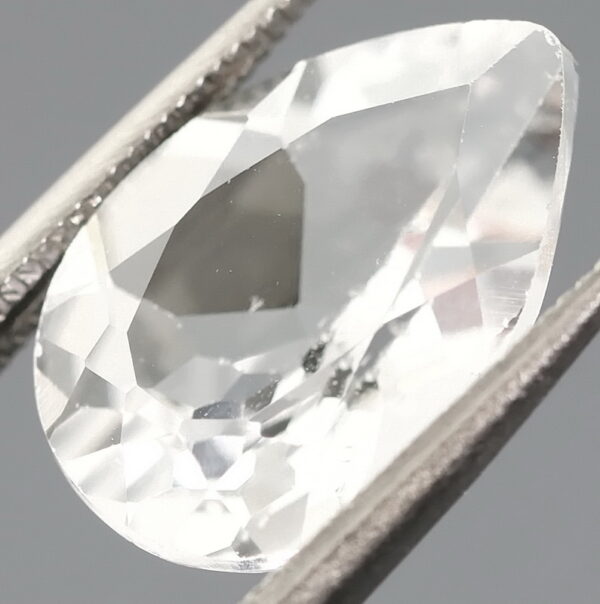 Amazing 5ct UNTREATED diamond white Topaz