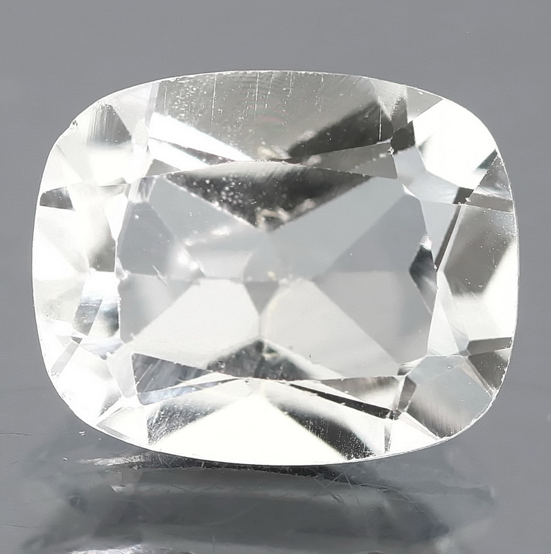 Brilliant 4.33ct diamond white Topaz
