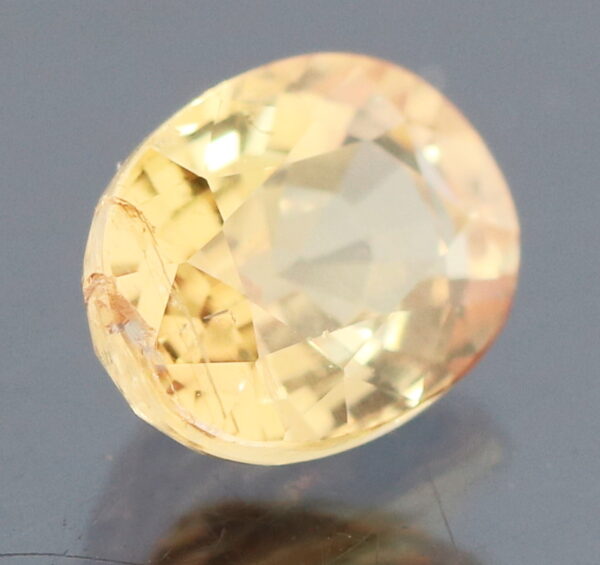 Exciting 1.23ct golden Sapphire!