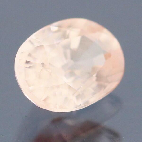 Top luster 1.34ct natural champagne pink Zircon