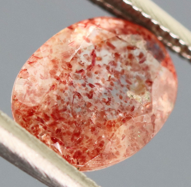 Really cool 1.23ct untreated Strawberry Quartz