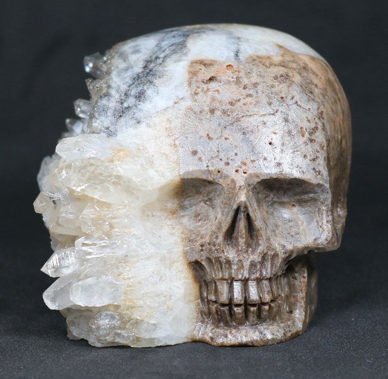 Highly detailed 2,450ct Quartz Skull Carving