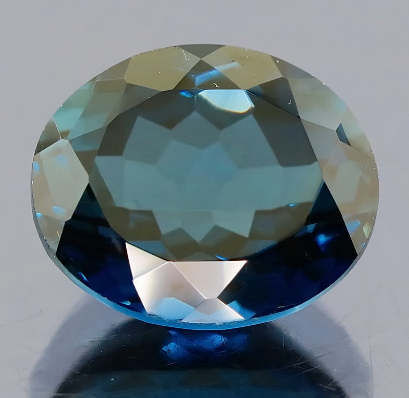 Top London blue 6.34ct eye clean Brazilian Topaz - Backroom Gems