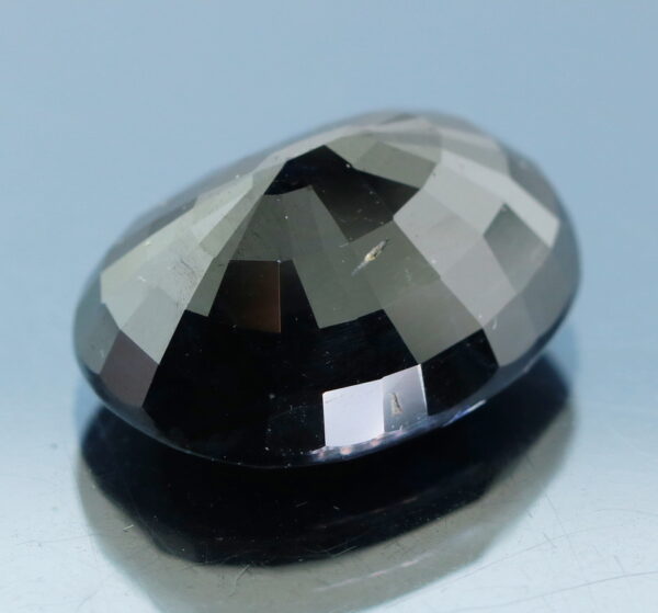 Exquisite 19.90ct collectors midnight blue Sapphire