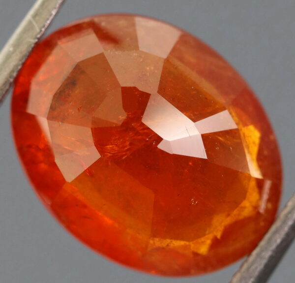 Amazing top red orange 4.37ct Namibian Garnet