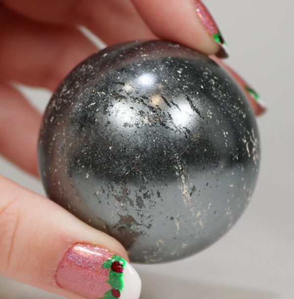 Metallic! 1,415ct Hematite sphere