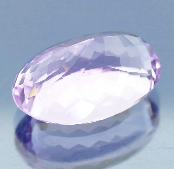 Awesome VS clarity 23.15ct Amethyst
