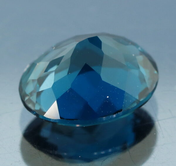 Top London blue 5.85ct Brazilian Topaz