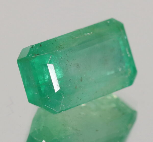 Rich blue green 7.94ct unheated Colombian Emerald