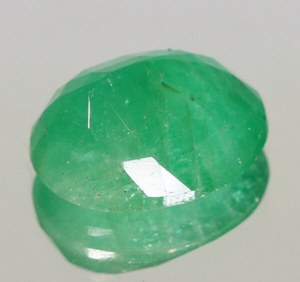 Gorgeous 4.61ct rich green Colombian Emerald