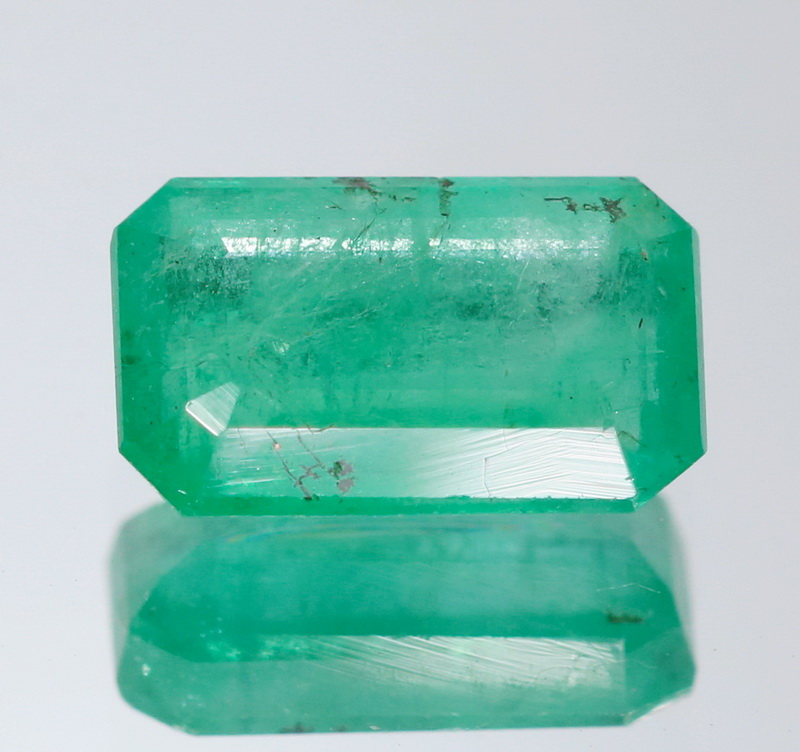 Vivid green! Unheated! 1.49ct Colombian Emerald