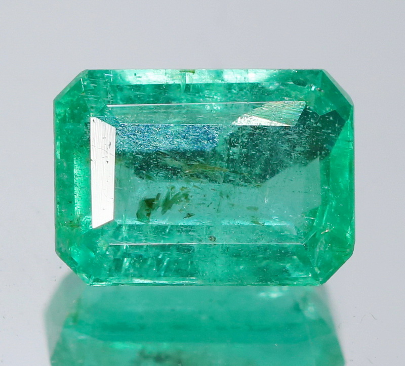 Fantastic color! 1.15ct vibrant green Colombian Emerald