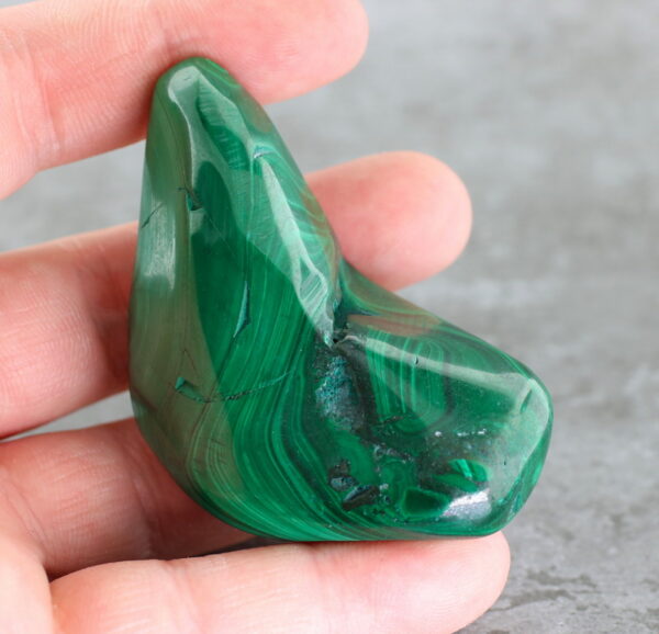 Substantial 493ct natural green Malachite