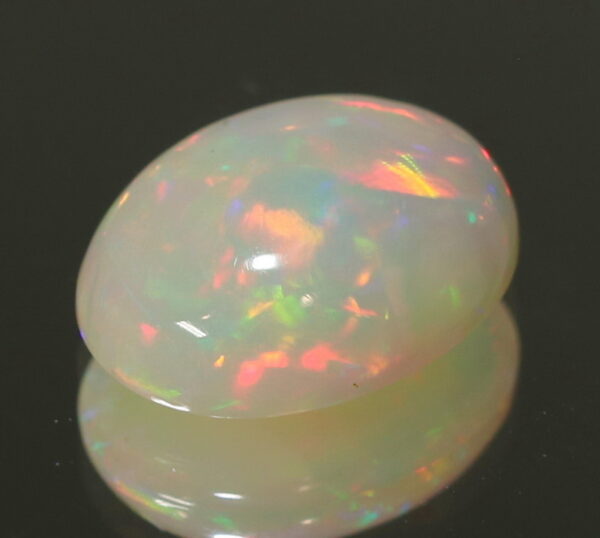 Captivating 2.75ct floral block flashing Opal