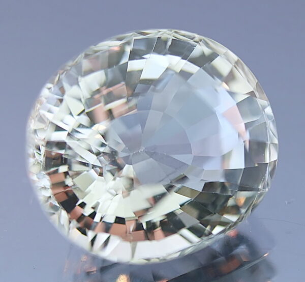 Magnificent 22.13ct diamond white Topaz