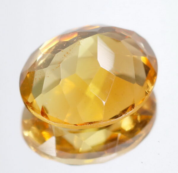 It's rich! It's sparkly! 5.76ct golden orange Citrine!