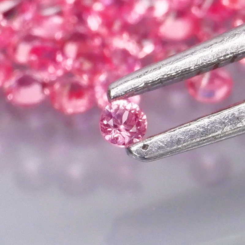 Vibrant! 170 pieces! 2.02ct pink Sapphire set