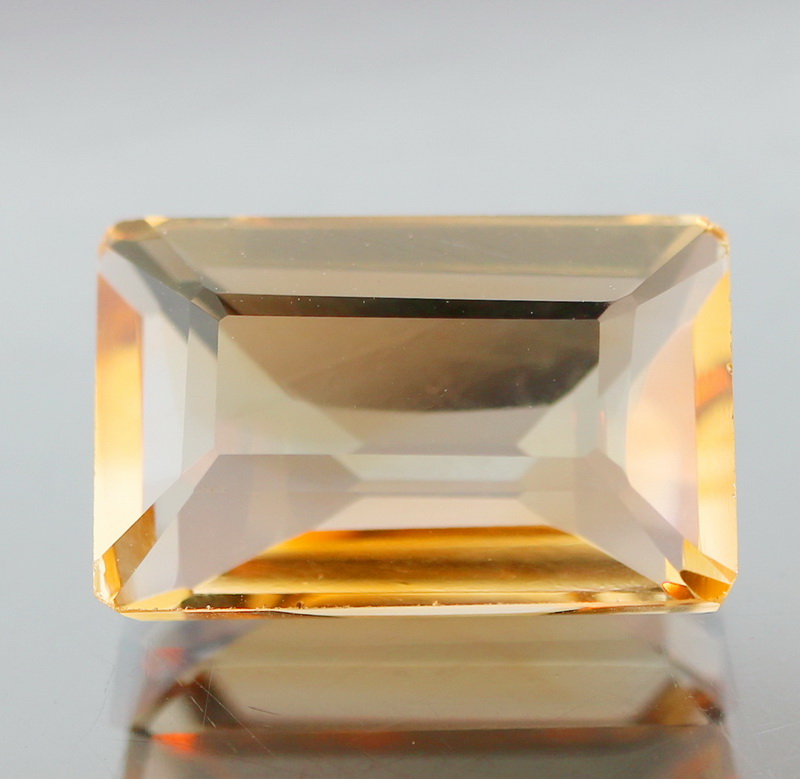 Electric flashing 7.98ct high fire Citrine