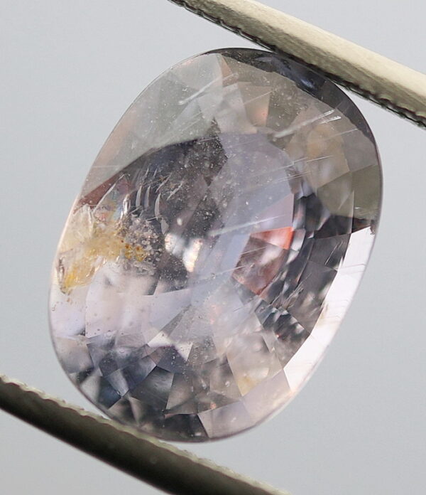 Large 2.90ct violet gray Sapphire. It's untreated!