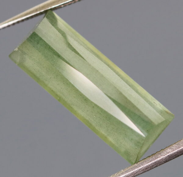 WOW! 5.04ct glowing sea green Aquamarine!